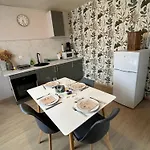 Apartament Copines'house