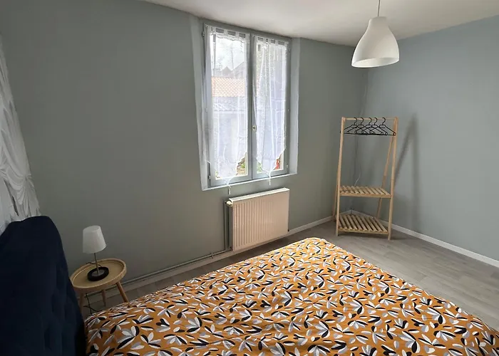 Apartament Copines'house *